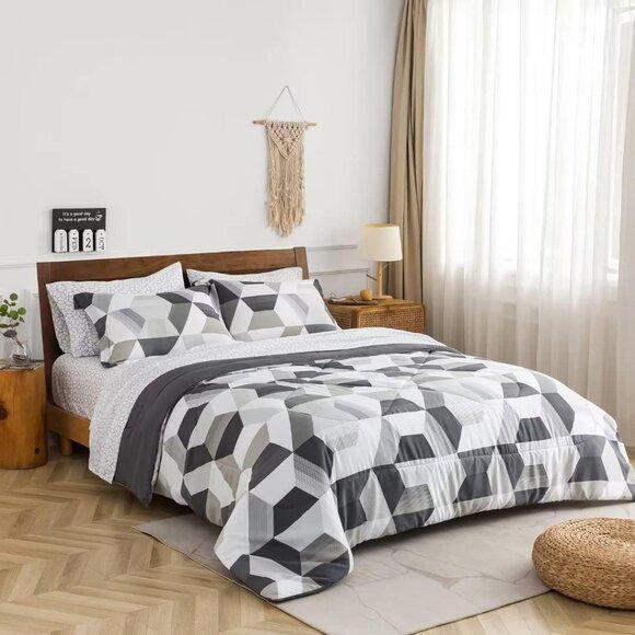 New 7 PC Geometric Shapes (White, Grey, Black) Comforter Set • Queen Size - Picture 7 of 8
